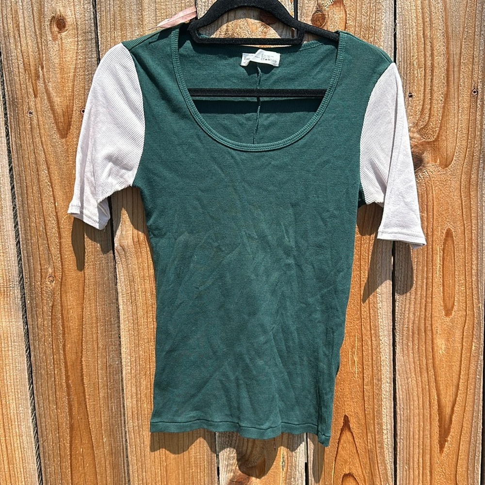Entireworld. almost 3/4 sleeve tee